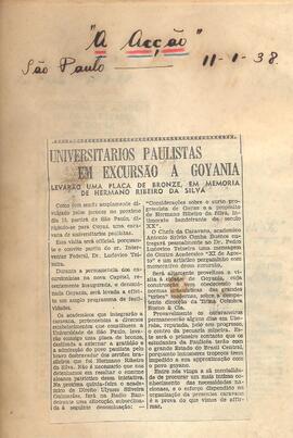 Recorte do jornal "A acção", anuncia a viagem da Embaixada Universitaria Paulista a Goiás a convi...