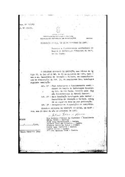 Resolução n. 653 de 21 de set. de 1971 : Autoriza o funcionamento condicional da Escola de enferm...